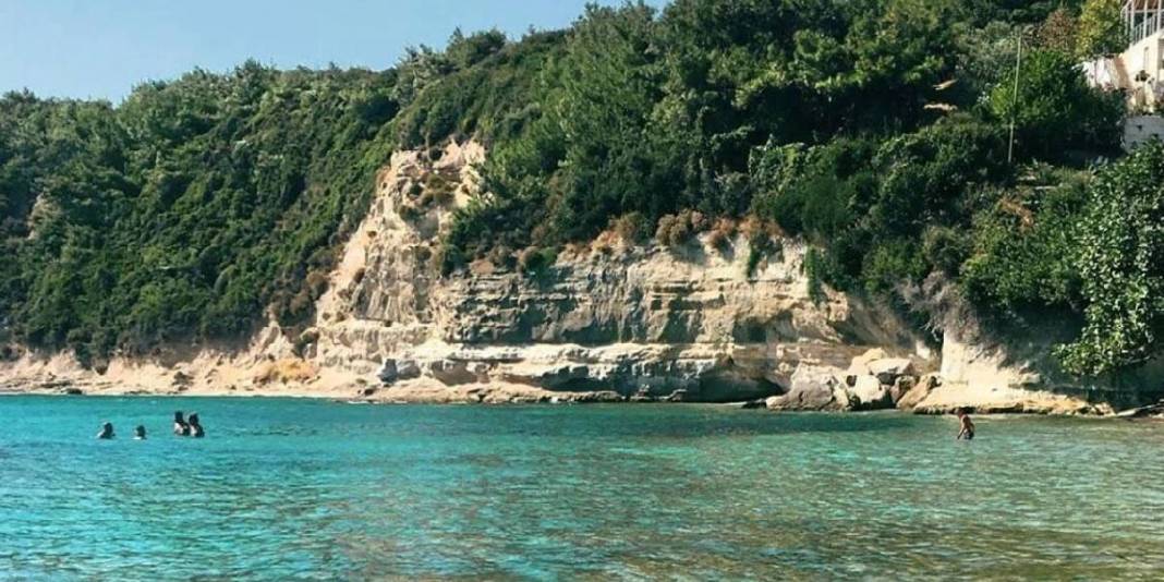 Ege’de doğayla baş başa: Mavi koy ve taş köyde zaman duruyor! 6